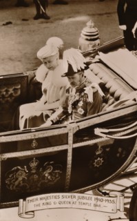 'Their Majesties Silver Jubilee 1910-1935. The King & Queen at Temple Bar', 1935. Creator: Unknown.