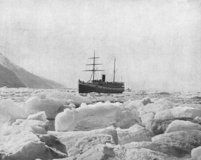 The steamer 'Queen', Glacier Bay, Alaska, USA, c1900.  Creator: Unknown.