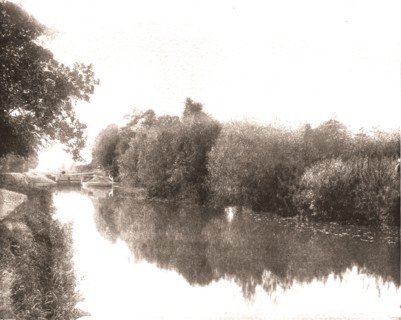 Sonning Lock, Reading, Berkshire, 1894. Creator: Unknown.