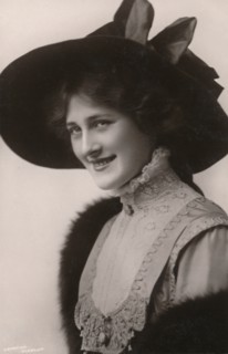 'Miss Phyllis Dare', (1890-1975), c1930. Creator: Unknown.