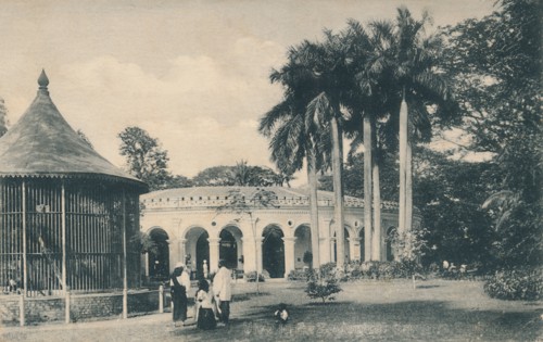 'View in the Zoological Gardens, Calcutta', c1910. Creator: Unknown.