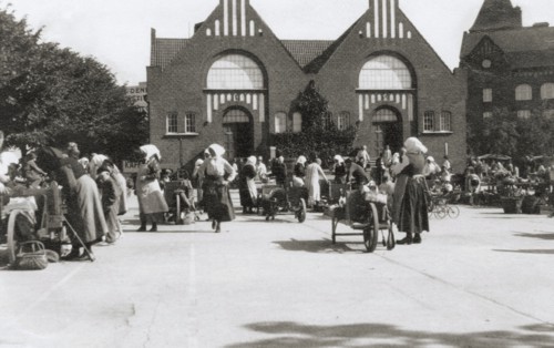 Market trade in the square of Landskrona, Sweden, 1930. Artist: Unknown