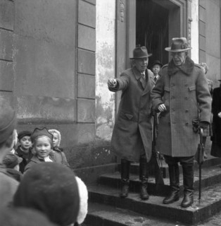 King Gustav V of Sweden hunting on the Övedskloster estate, Scania, Sweden, 1946. Artist: Otto Ohm