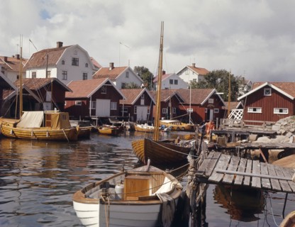 Fishing village of Tången, Sotenäs, District of Bohuslän, Sweden. Artist: Torkel Lindeberg