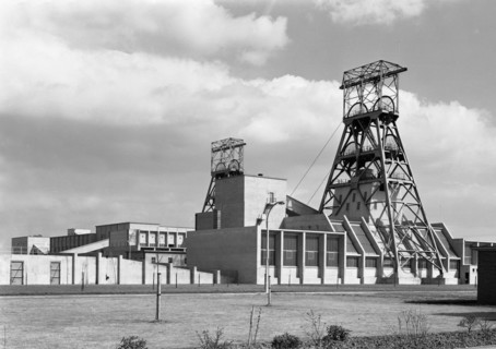Lea Hall Colliery, Rugeley, Staffordshire, 1961.  Artist: Michael Walters