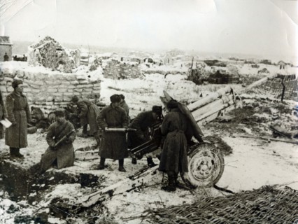 Soviet artillery in action, Battle of Stalingrad. Artist: Unknown