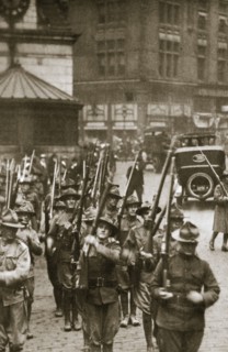 State troops to the rescue in Boston, Massachusetts, USA, 9 September 1919. Artist: Unknown