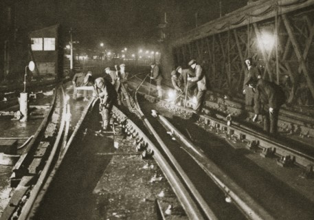Repairing a railway track, Charing Cross Bridge, London, 20th century. Artist: Unknown