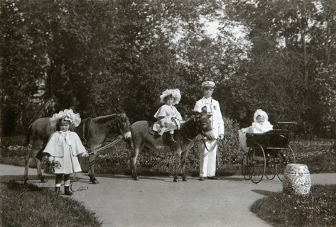 Grand Duchesses Olga, Tatiana, and Maria of Russia, Tsarskoye Selo, Russia, c1899-c1900. Artist: K von Hahn
