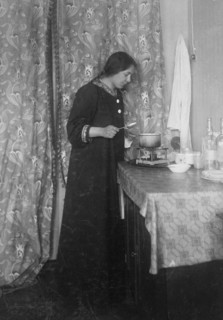 Maria Lilina, Russian actress, 1910s. Artist: Unknown