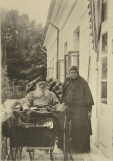 Russian author Leo Tolstoy with his sister Maria Nikolaevna, Russia, 1900s. Artist: Sophia Tolstaya