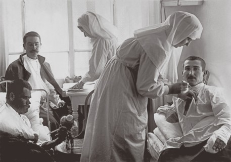 Hospital of the Community of the Nursing of the Protection of the Theotokos Sisters in Petrograd, 1914-1916.