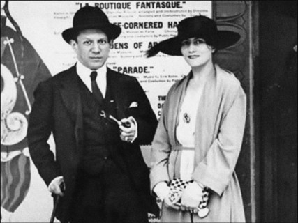 Pablo Picasso and Olga Khokhlova, c. 1918.