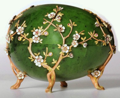 The Apple Blossom Egg, 1901. Artist: Pershin, Michail, (Fabergé manufacture) (19th century)