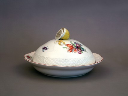 Tureen from the Imperial Porcelain Dinner Service (Imperial Porcelain Factory), 1775-1780. Artist: Russian master