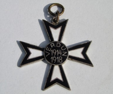 The Verdun cross (Cross commemorating the battle of Verdun). Artist: Orders, decorations and medals