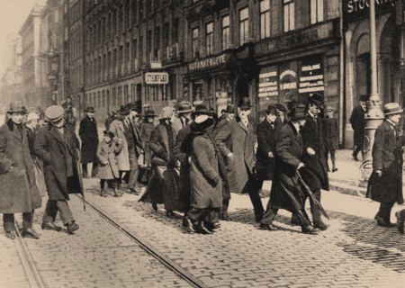 Lenin in Stockholm with Ture Nerman and Carl Lindhagen on 13 April 1917, 1917. Artist: Malmström, Axel (1872-1945)