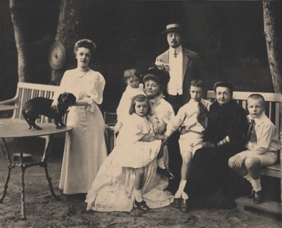 The Nabokov Family. Vladimir Dmitriewitsch, Elena Ivanovna, Maria Ferdinandovna with children.
