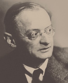 Bruno Taut (1880-1938).