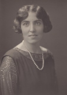 Duchess Elisabetta Sasso-Ruffo di Sant Antimo (1886-1940) , 1937.