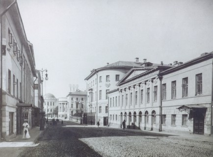Mokhovaya Street in Moscow, 1890s.