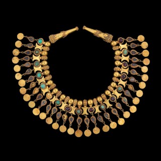 Necklace from Tillya Tepe, 1st century.