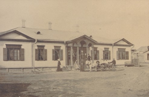 Pyotr Tchaikovsky (1840-1893) with the Davydov Family in the Verbovka estate  , 1875.