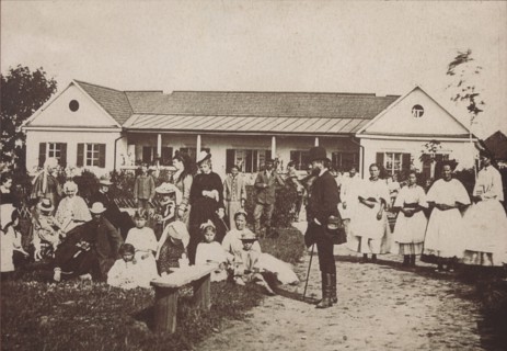 Pyotr Tchaikovsky (1840-1893) with the Davydov Family in the Kamenka Estate, 1875.