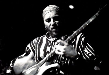 Jose Neto, Ronnie Scott's, London, 1995. Artist: Brian O'Connor