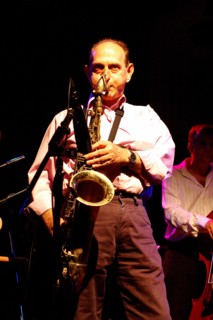 Bobby Wellins, Braithwaite Hall, Croydon, London, 2007. Artist: Brian O'Connor