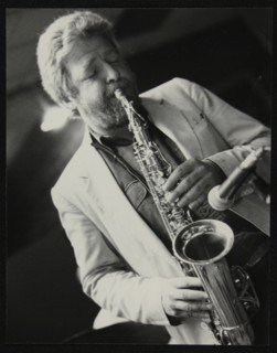 Saxophonist Geoff Simkins playing at The Fairway, Welwyn Garden City, Hertfordshire, 28 April 1991. Artist: Denis Williams
