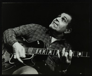 Guitarist Ike Isaacs playing at The Stables, Wavendon, Buckinghamshire. Artist: Denis Williams