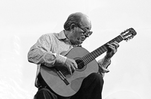 Charlie Byrd, Knebworth, 1978. Artist: Brian O'Connor.