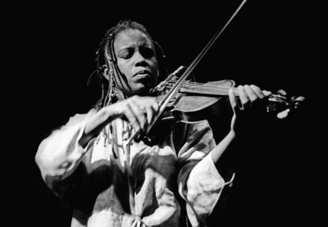 Regina Carter, Ronnie Scott's, London, 1999. Artist: Brian O'Connor.