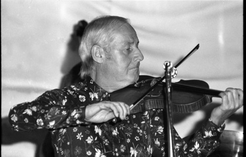 Stephane Grappelli, Ronnie Scott's, Soho, London, 1973.   Artist: Brian O'Connor.