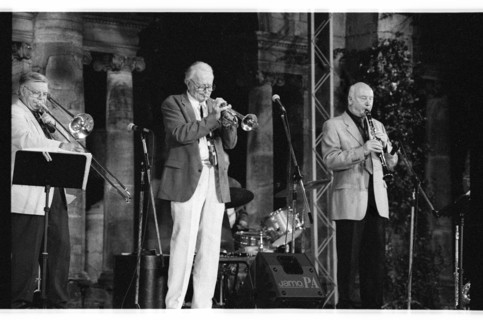 Humphrey Lyttelton, (Jimmy Hastings sax), Hever Castle, Kent, 1999.  Artist: Brian O'Connor.