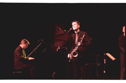 Curtis Stigers, Harlequin, Redhill, 2004.  Artist: Brian O'Connor.