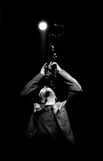 Mark Isham, Ronnie Scott's, Soho, London, June 1999. Artist: Brian O'Connor.