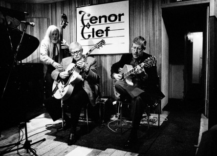 Mundell Lowe, P.Ind and Louis Stewart, Tenor Clef, London, Oct 1993. Artist: Brian O'Connor.