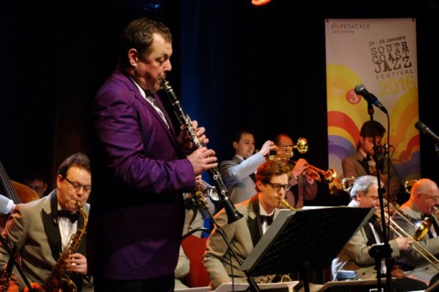 Pete Long, Ropetackle Arts Centre, Shoreham, West Sussex, Jan 2016. Artist: Brian O'Connor.