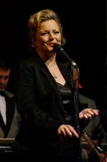 Claire Martin, Ropetackle Arts Centre, Shoreham, West Sussex, Jan 2016. Artist: Brian O'Connor.