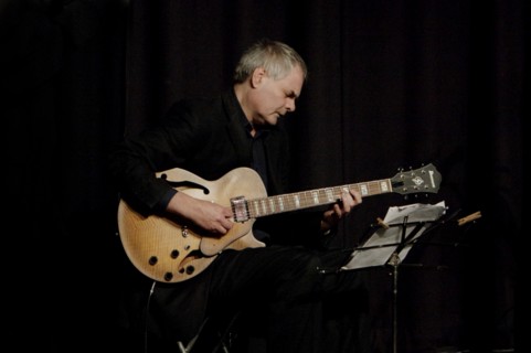 Shane Hill, Hawth, Crawley, West Sussex, Nov 2015. Artist: Brian O'Connor.