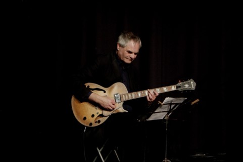 Shane Hill, Hawth, Crawley, West Sussex, Nov 2015. Artist: Brian O'Connor.