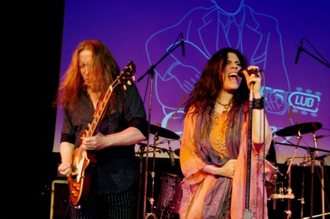 Sari Schorr and Innes Sibun, Hawth, Crawley, West Sussex, April 16, 2017. Artist: Brian O'Connor.