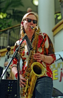 Clare Hirst, Croydon Jazz Festival, Whitgift Centre, April 28, 2006. Artist: Brian O'Connor.
