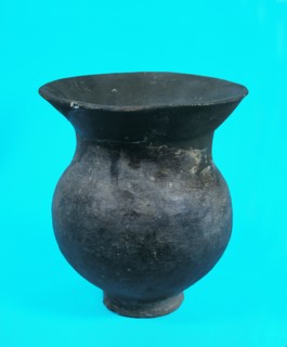 Urn without decoration, from the necropolis of La Pedrera in Vallfogona de Balaguer, Térmens (Lle?