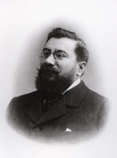 Juan Vázquez de Mella, (Cangas de Ohia, Asturias, 1862-Madrid, 1928), lawyer, writer, journalist,?