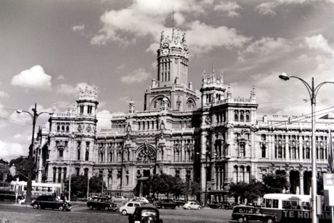 Communications Palace, Madrid (1950-1955).