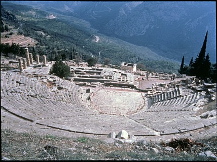 Overview of the theater of Delphi.