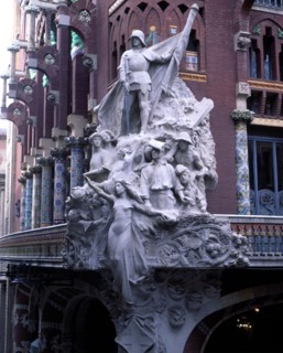 Detail of the exterior of the Palau de la Música Catalana (1905-1908), with the Sculpture group '?
